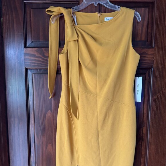 NWT Calvin Klein Dark Yellow Sheath Dress with Bow/Shoulder Detailing! - Picture 2 of 8